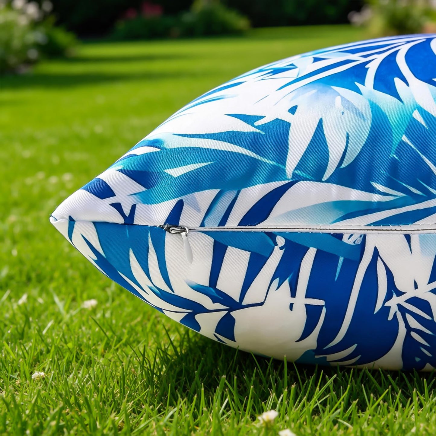 Outdoor Waterproof Pillow Covers Summer Decorative Throw Pillow Covers Tropical Leaf Couch Covers 20x20 Set of 2 Square Outdoor Floral Cushion Cases for Patio Furniture Garden Tent Balcony Bench BST220