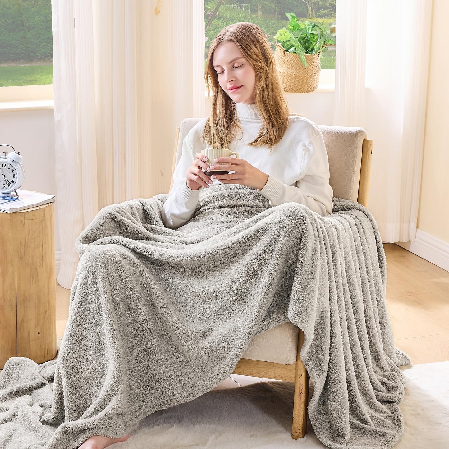 EMME Fleece Blanket, 3D Jacquard Throw Blanket for Couch and Bed, Soft Cozy and Fluffy Blankets Lightweight Luxury Flannel with Waffle Design (Navy Blue, 50" x 60") BST202
