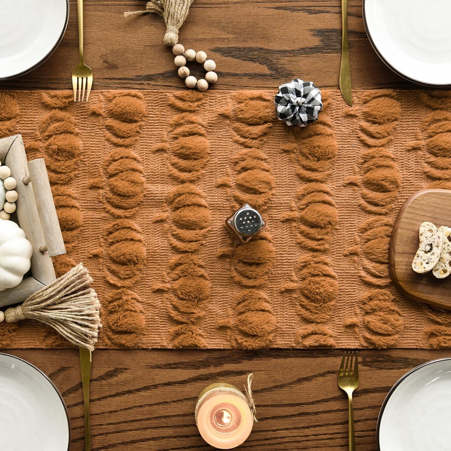 Halloween Pumpkin Table Runner Quilted Plush 3D Table Runners Fall Autumn Ivory Halloween Runners for Tables Kitchen Dining Decorations Party Supplies 13x37 Inch WN420