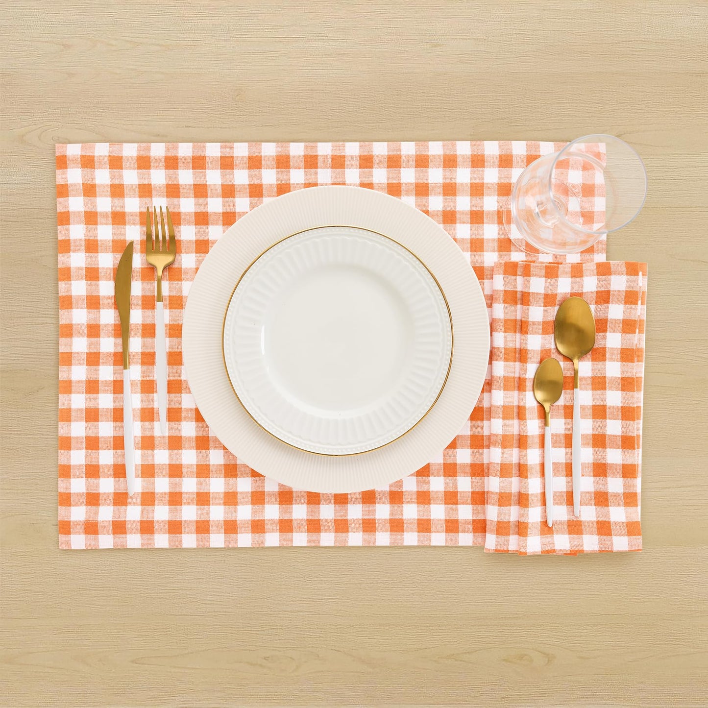 Solino Home 100% Linen Napkins Hydrangea Blue Check, 20 x 20 in, Set of 4 | Gingham Check Cloth Napkins for everyday meals, hosting and gifting; gingham checkered weave; Pure Linen; OEKO-TEX Certified BST326SOLH