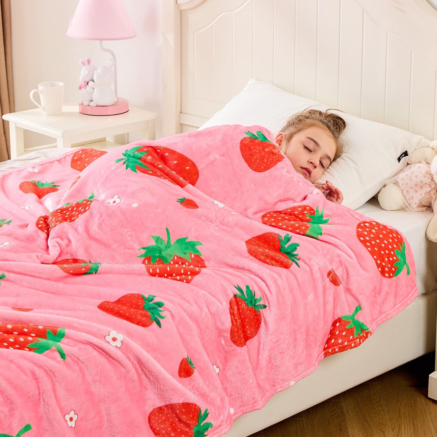 Wajade Unicorn Gifts for Girls - Glow in The Dark Unicorn Blanket Birthday Christmas Decor for Kids Age 3 4 5 6 7 8 9 10 11 12 Years Old Teens Child Toddler Throw Violet 60"x80" BST202
