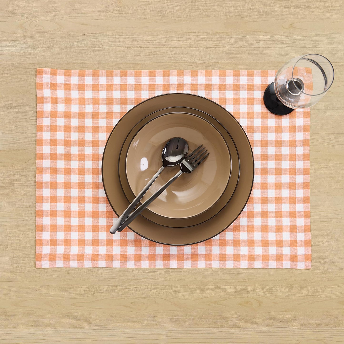 Solino Home 100% Linen Napkins Hydrangea Blue Check, 20 x 20 in, Set of 4 | Gingham Check Cloth Napkins for everyday meals, hosting and gifting; gingham checkered weave; Pure Linen; OEKO-TEX Certified BST326SOLH