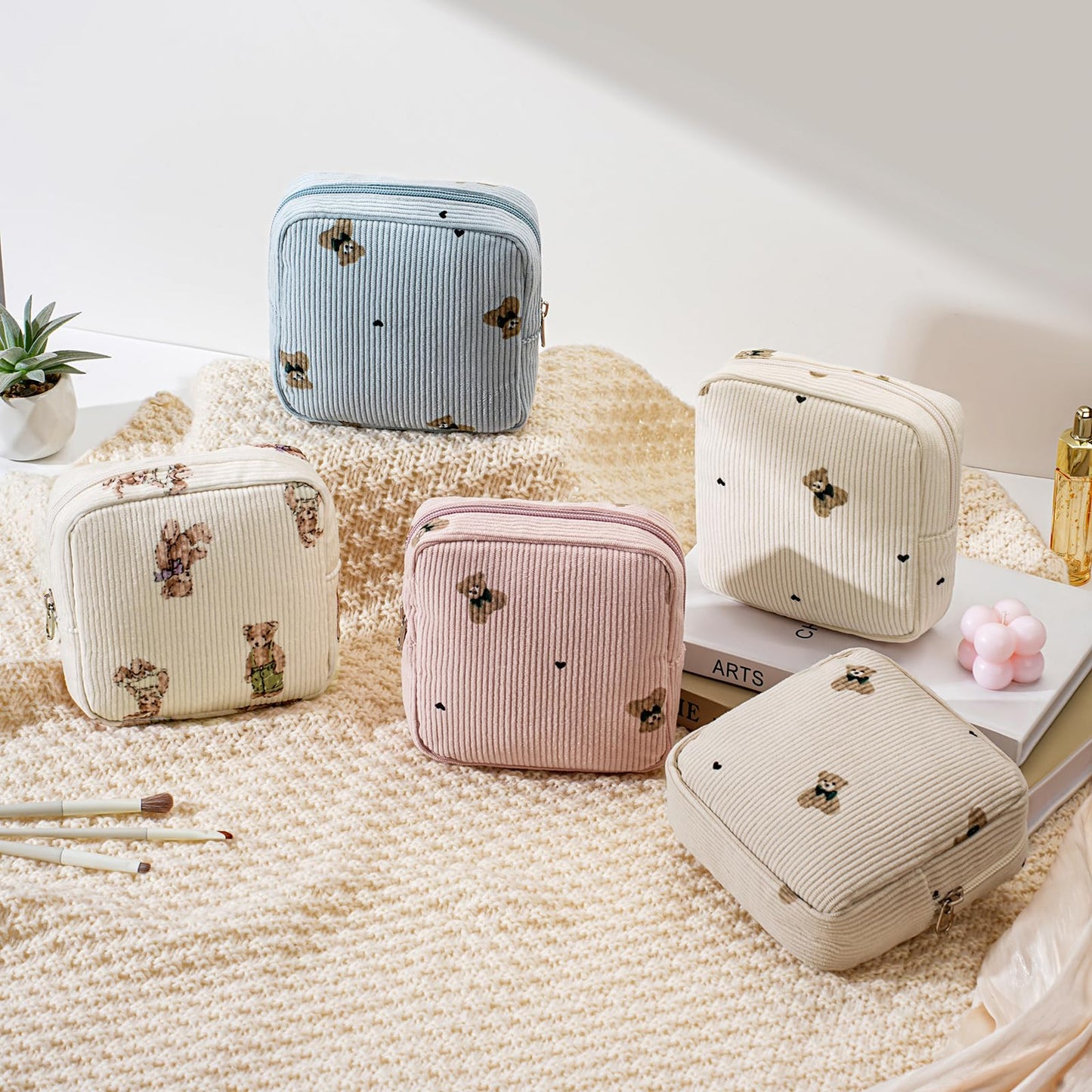 uekeboag Cute Small Corduroy Zipper Makeup Bag, Mini Coquette Aesthetic Pouch with Bear Pattern for for Purse,Key Pocket Lipstick Bag Card Holder Data Cable Organizer (12Hot Pink) BST220