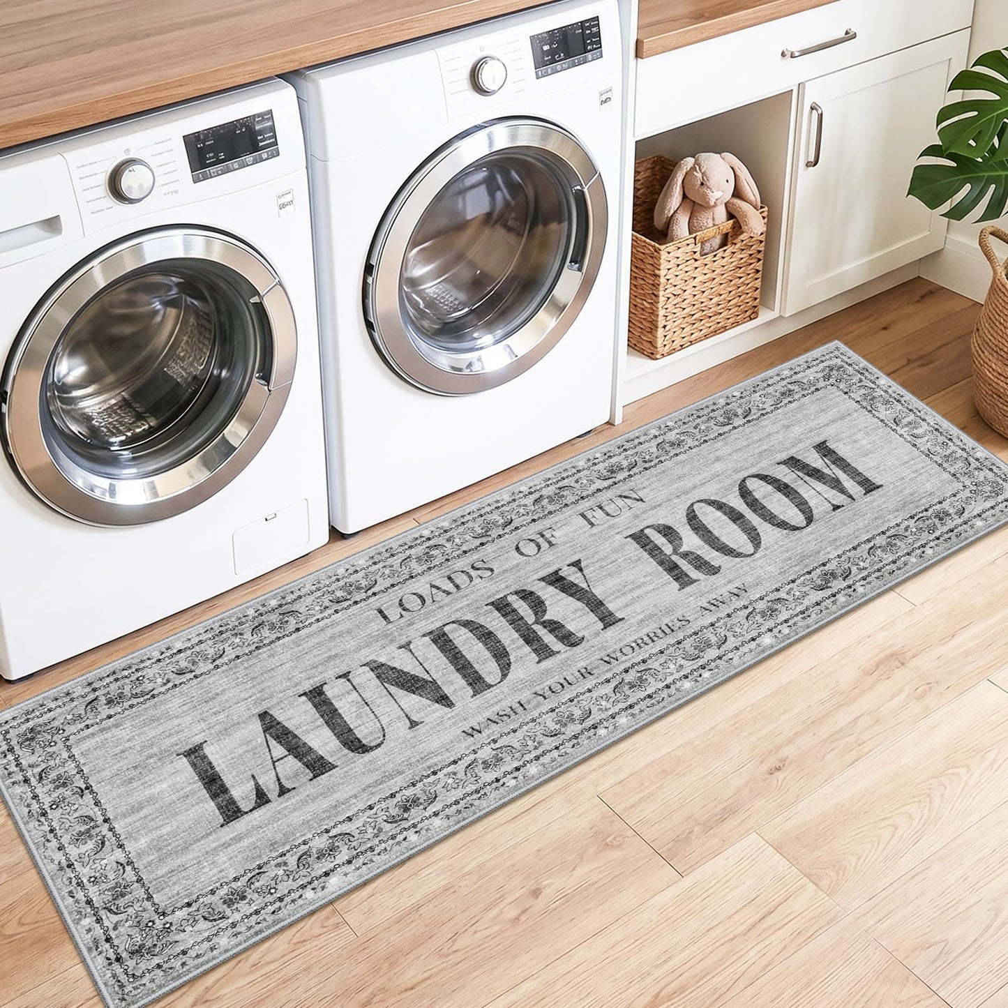 TOPRUUG 2x8 Kitchen Runner Rug: Non-Slip Kitchen Rugs Stain Resistant Kitchen Mats for Floor Low-Pile Carpet for Sink Soft Kitchen Runners Non Skid Washable 8 ft Mat Home Decor 2'x8' Beige BST202