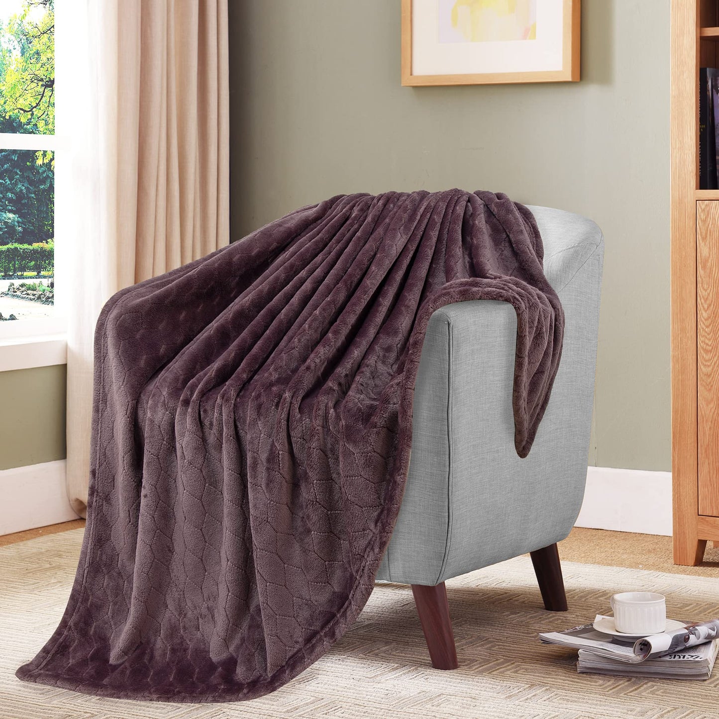 TOONOW Fleece Blanket Super Soft Cozy Throw Blanket 50" x 60", Lightweight Fuzzy Comfy Textured Flannel Blanket Warm Plush Throw Blankets for Couch, Sofa, Bed, Emerald WN420