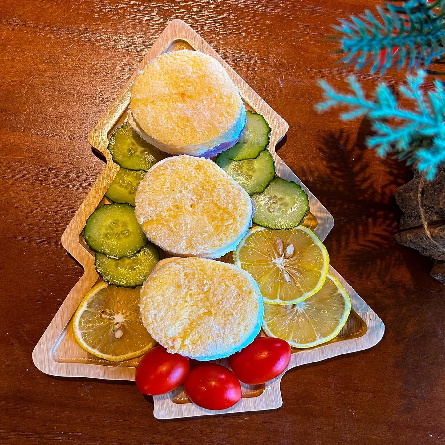 3Pcs Christmas Serving Platters, Wooden Christmas Charcuterie Boards Wood Snack Dish Plates Tray for Xmas Holiday Housewarming(Tree,Hat,Deer) BST202