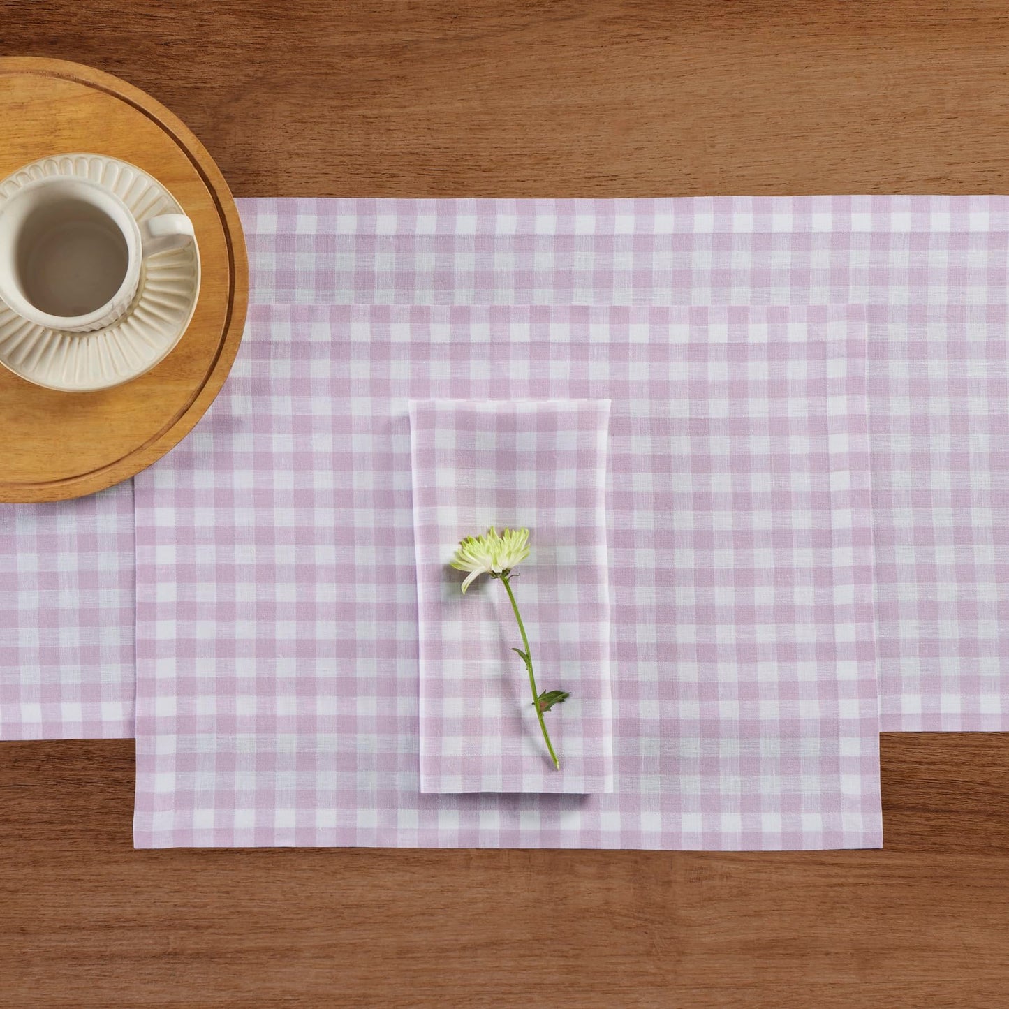 Solino Home 100% Linen Napkins Hydrangea Blue Check, 20 x 20 in, Set of 4 | Gingham Check Cloth Napkins for everyday meals, hosting and gifting; gingham checkered weave; Pure Linen; OEKO-TEX Certified BST326SOLH