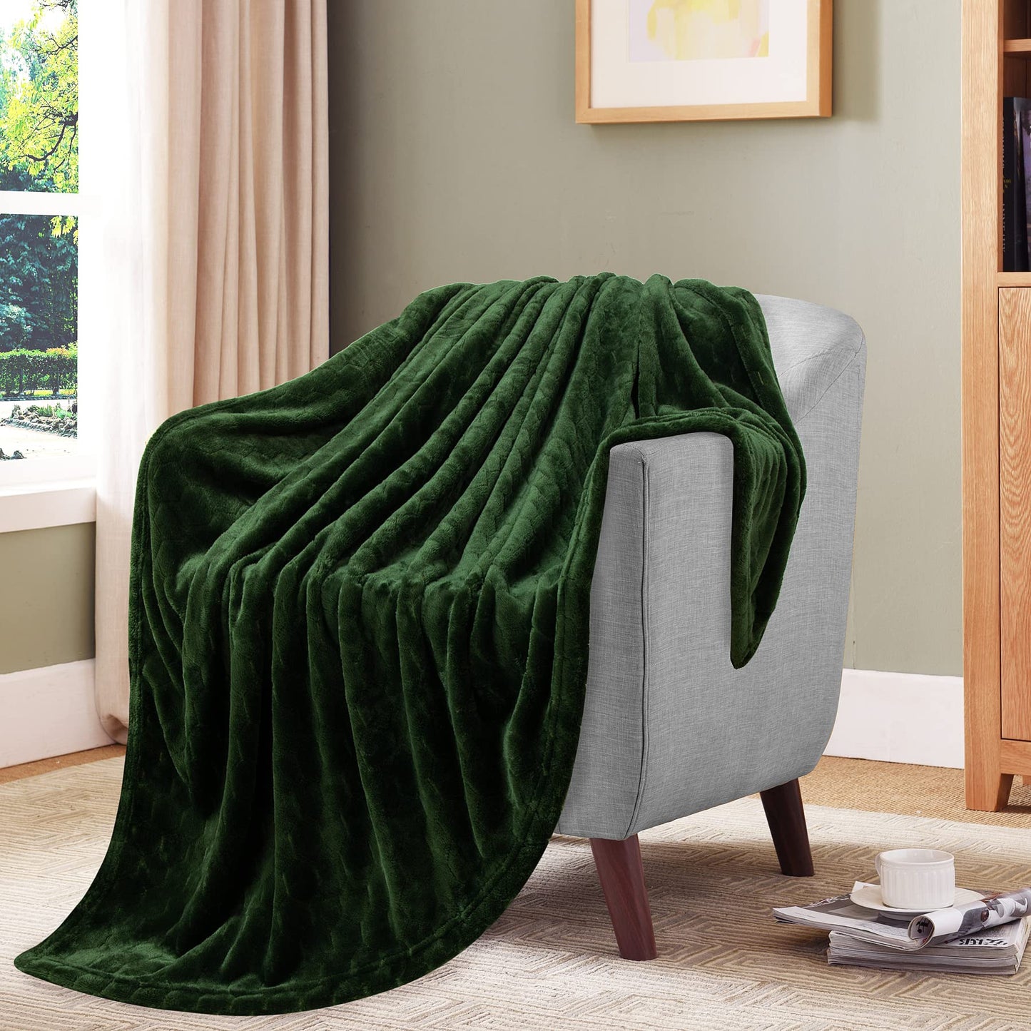 TOONOW Fleece Blanket Super Soft Cozy Throw Blanket 50" x 60", Lightweight Fuzzy Comfy Textured Flannel Blanket Warm Plush Throw Blankets for Couch, Sofa, Bed, Emerald WN420