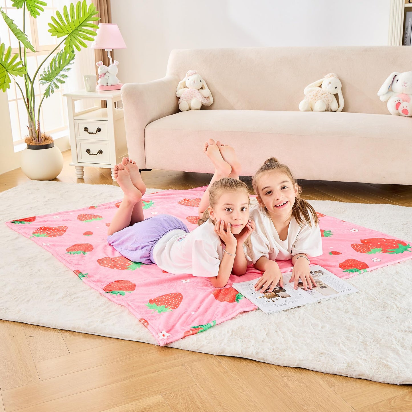 Wajade Unicorn Gifts for Girls - Glow in The Dark Unicorn Blanket Birthday Christmas Decor for Kids Age 3 4 5 6 7 8 9 10 11 12 Years Old Teens Child Toddler Throw Violet 60"x80" BST202