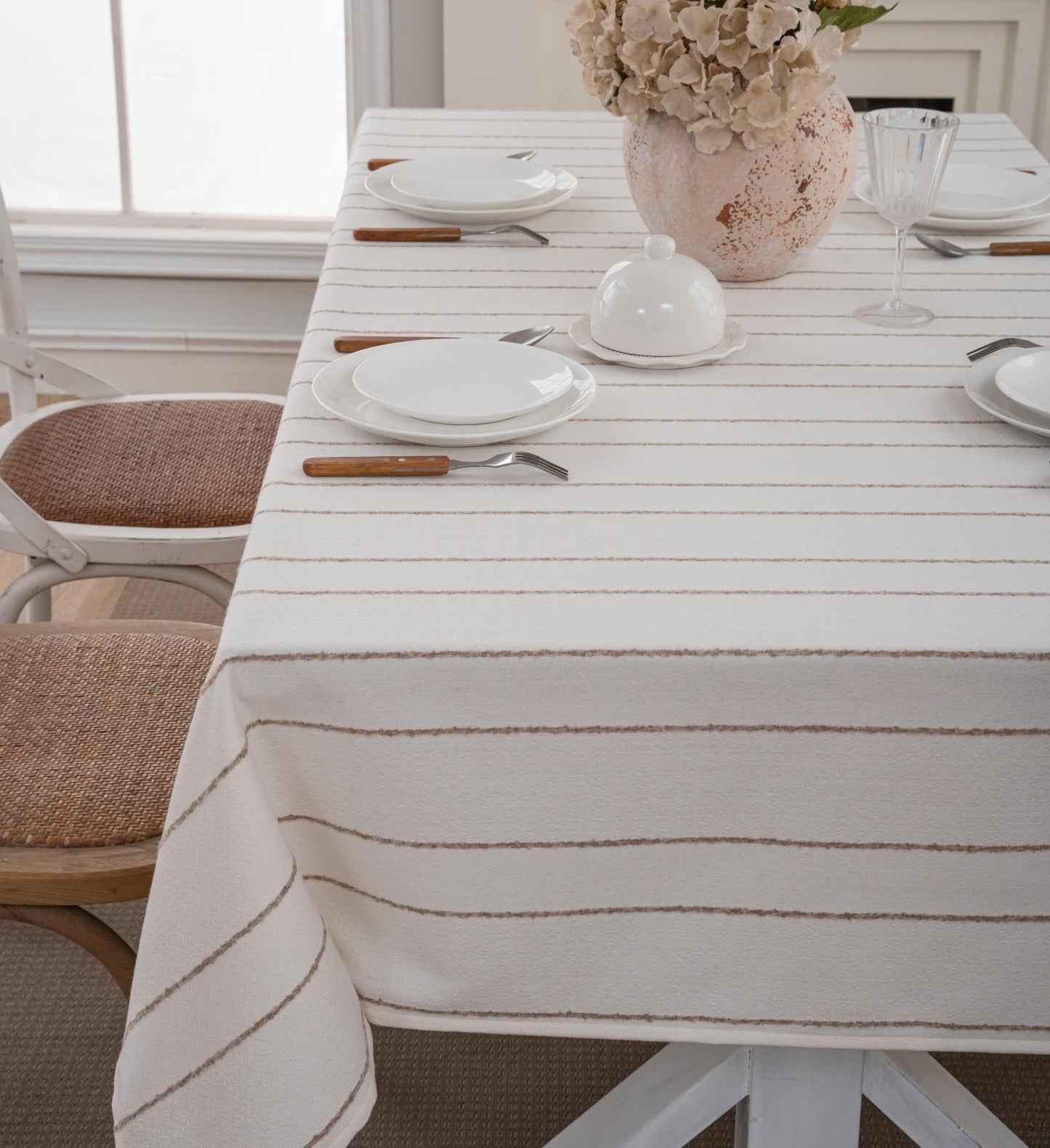Caflife White Square Tablecloth 55x55 Inch, Cotton Linen Polyester Blend Stripes Table Cloth, Farmhouse Boho Decorative Table Cover for Dining Room Party Buffet Home Kitchen Table Decor BST202