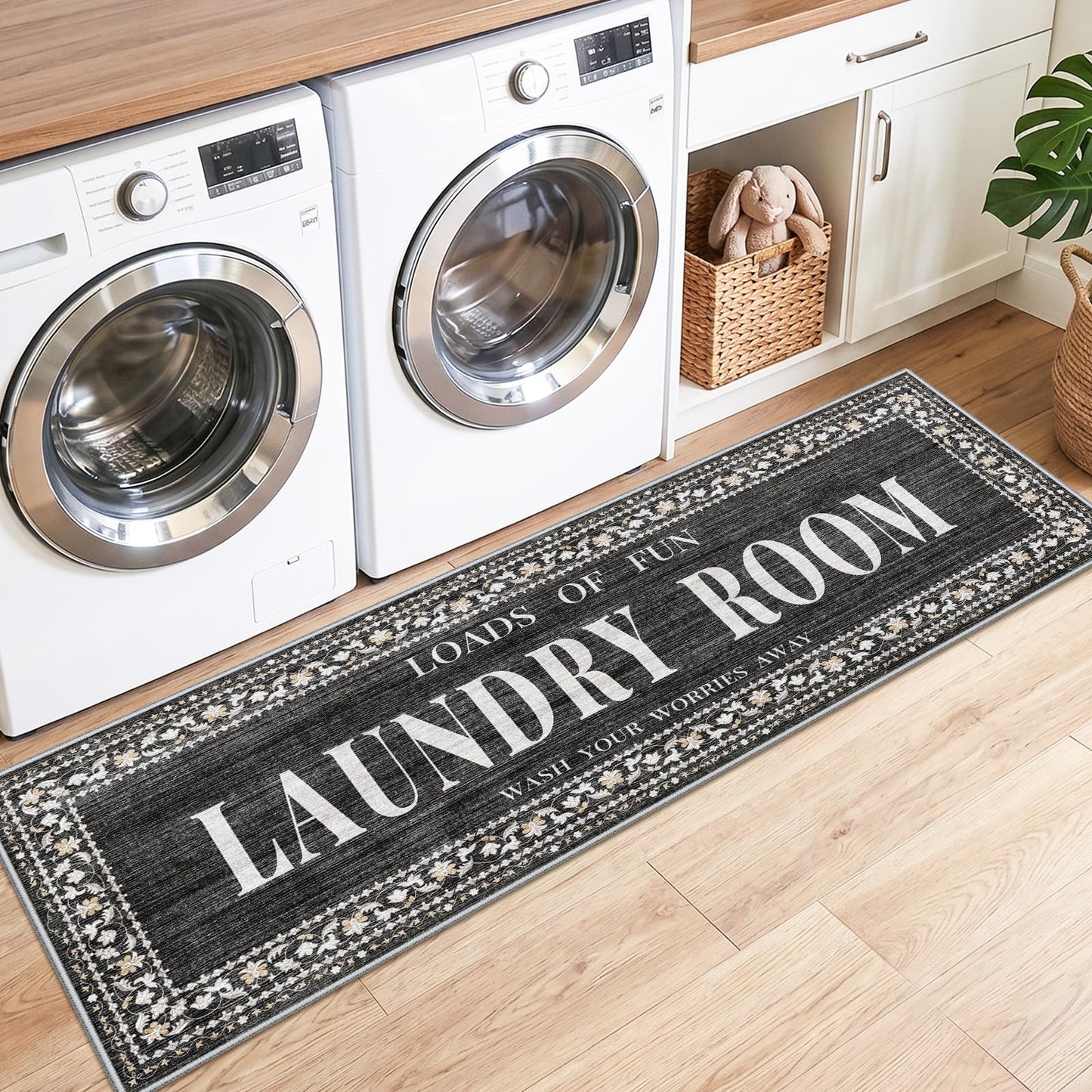 TOPRUUG 2x8 Kitchen Runner Rug: Non-Slip Kitchen Rugs Stain Resistant Kitchen Mats for Floor Low-Pile Carpet for Sink Soft Kitchen Runners Non Skid Washable 8 ft Mat Home Decor 2'x8' Beige BST202