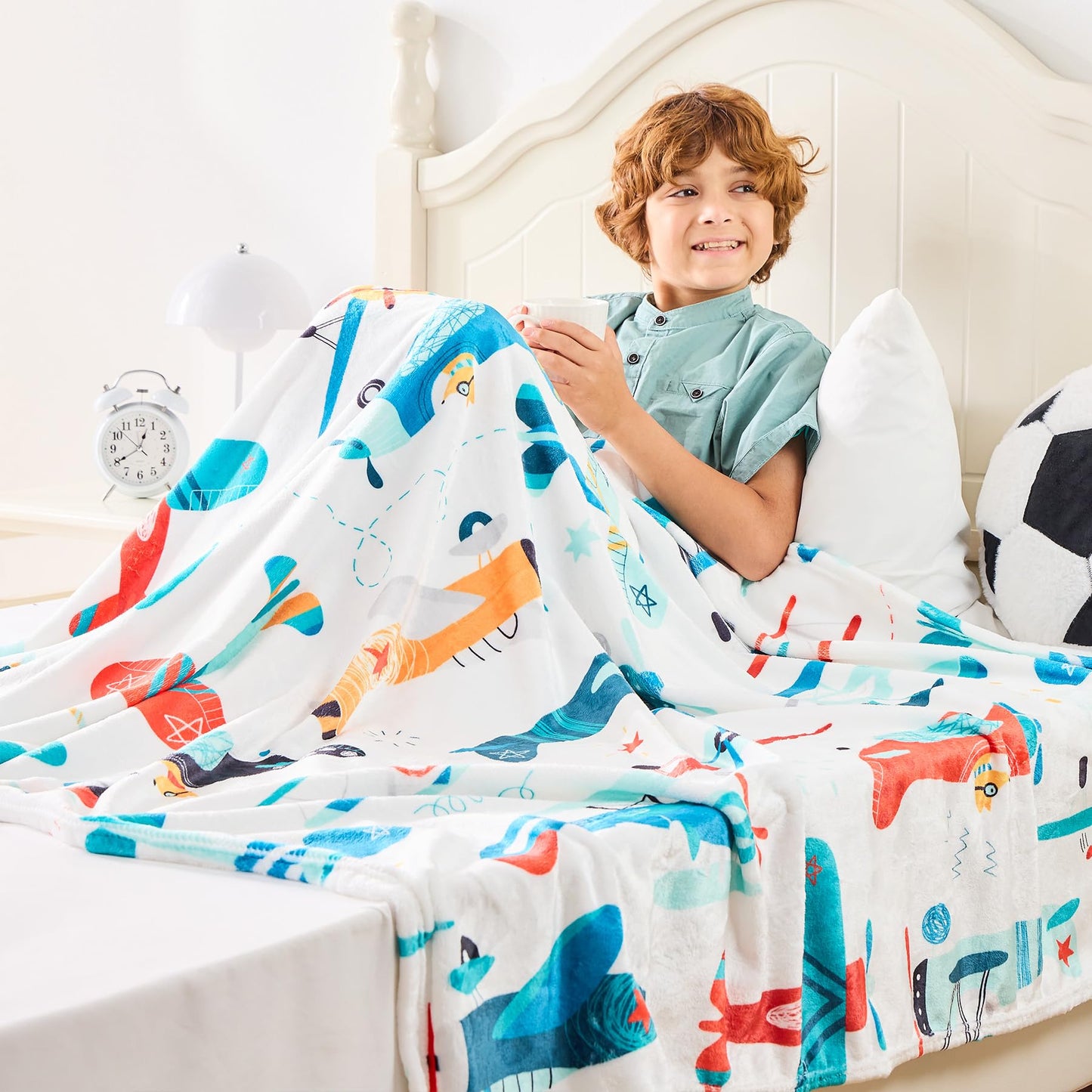 Wajade Unicorn Gifts for Girls - Glow in The Dark Unicorn Blanket Birthday Christmas Decor for Kids Age 3 4 5 6 7 8 9 10 11 12 Years Old Teens Child Toddler Throw Violet 60"x80" BST202