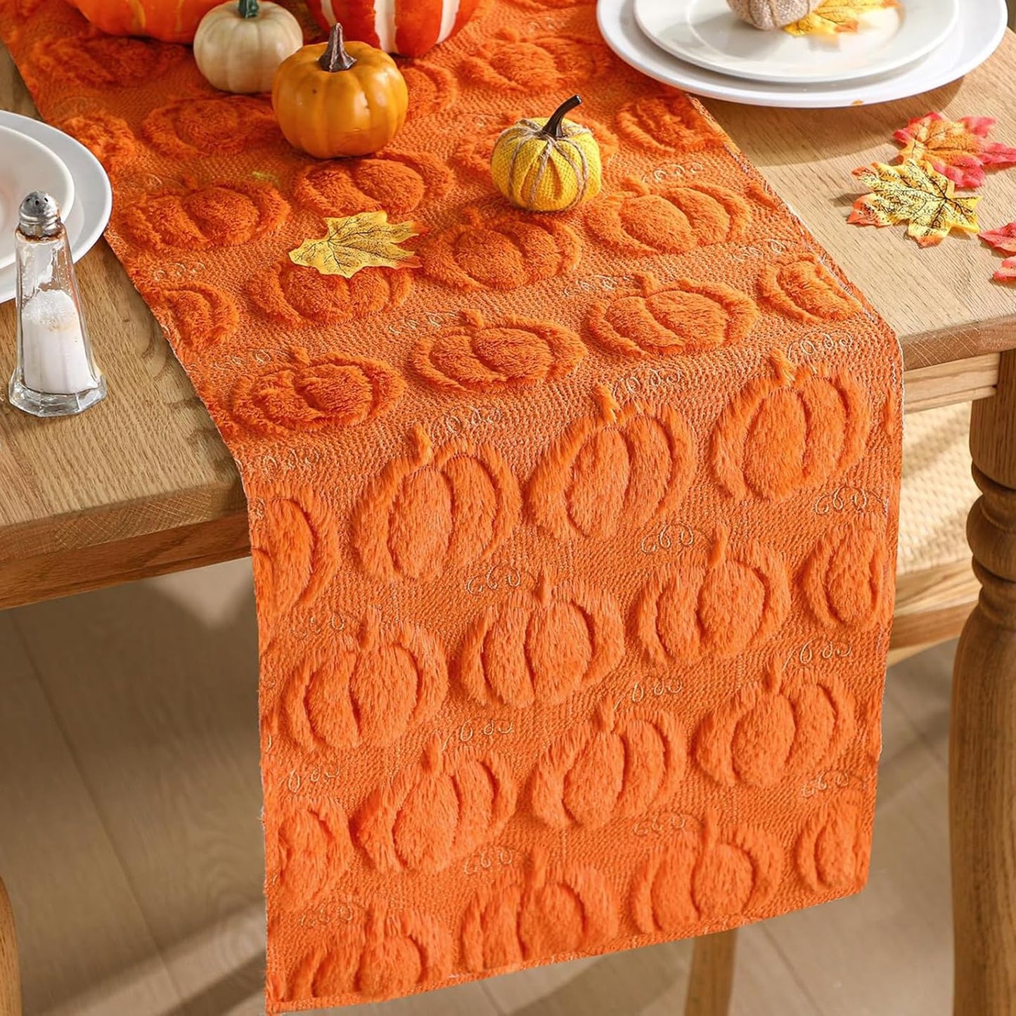 Halloween Pumpkin Table Runner Quilted Plush 3D Table Runners Fall Autumn Ivory Halloween Runners for Tables Kitchen Dining Decorations Party Supplies 13x37 Inch WN420