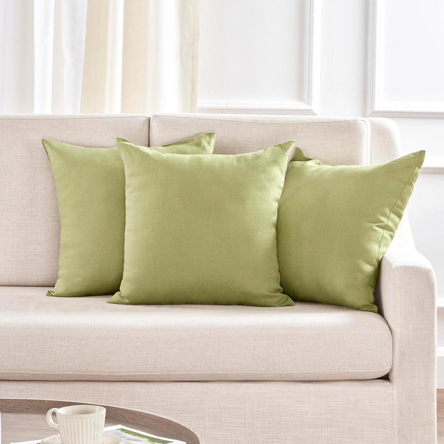 Solino Home 100% Pure Linen Pillow Cover Moss Green, Montauk 20 x 20 in | Cushion Sham a soft cushion cover for sofas, beds, benches and reading nooks | textured handwoven linen | OEKO-TEX Certified BST326SOLH