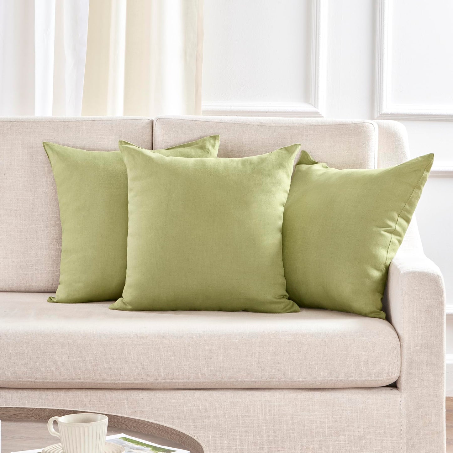 Solino Home 100% Pure Linen Pillow Cover Moss Green, Montauk 20 x 20 in | Cushion Sham a soft cushion cover for sofas, beds, benches and reading nooks | textured handwoven linen | OEKO-TEX Certified BST326SOLH