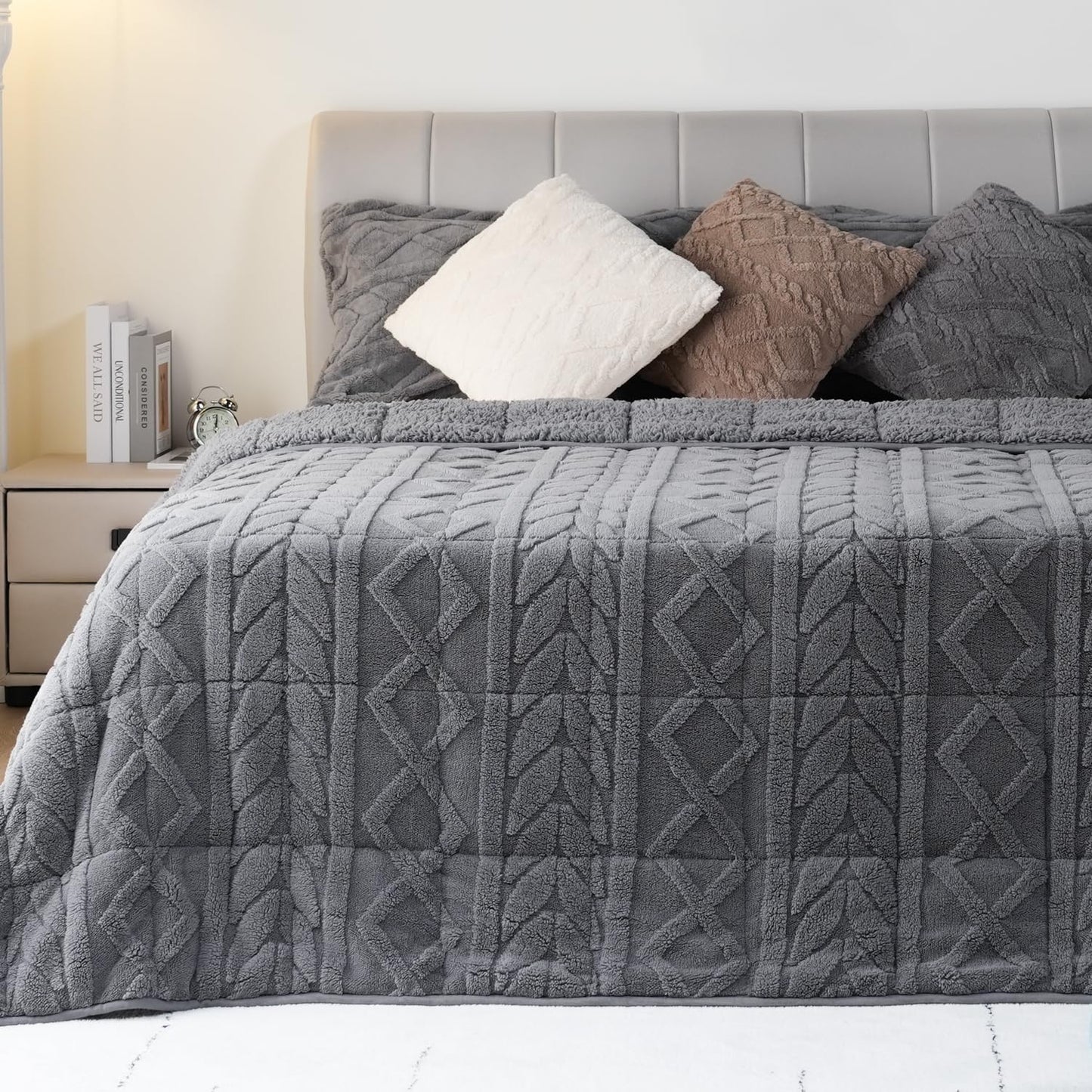 Cottonblue Sherpa Fleece Weighted Blanket for Adults 15 lbs 48x72in Soft | Cozy Flannel Weighted Throw Blankets Full Size for Calming Sleeping Relaxing, Warm Fuzzy Bed Sofa Heavy Blanket Washable,Grey BST202