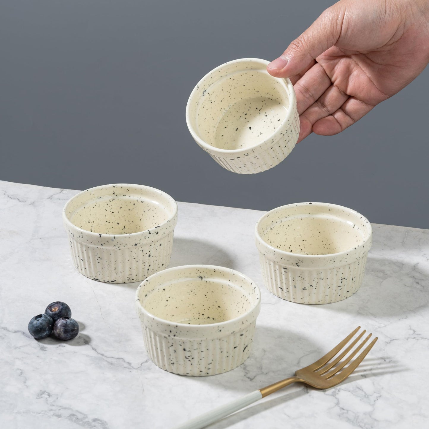4oz Ramekins Set of 4,Creme Brulee Ramekins Oven Safe,Ceramic Custard Cups Ramiken for Baking,Souffle Ramekin Bowls for Pudding Ice Cream,Blue BST220