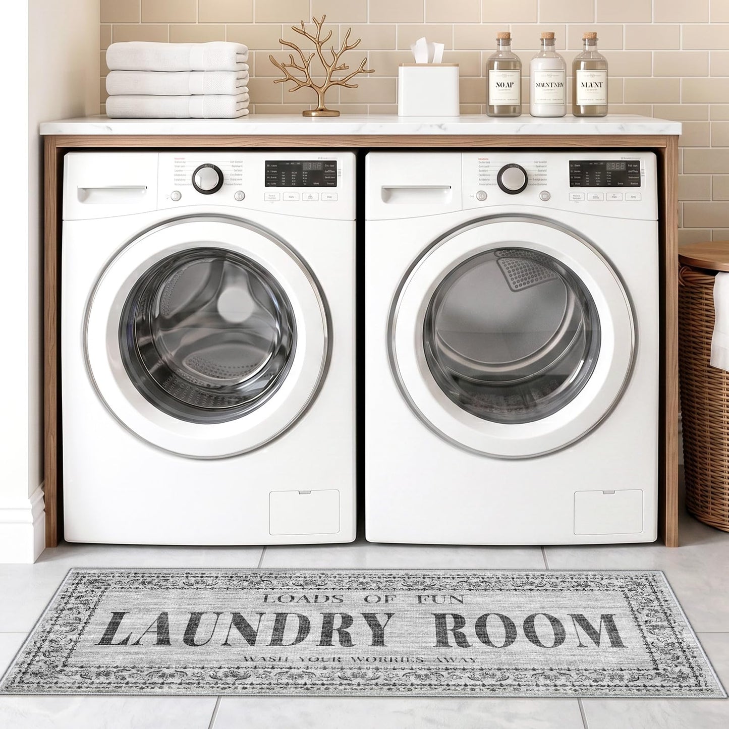 TOPRUUG 2x8 Kitchen Runner Rug: Non-Slip Kitchen Rugs Stain Resistant Kitchen Mats for Floor Low-Pile Carpet for Sink Soft Kitchen Runners Non Skid Washable 8 ft Mat Home Decor 2'x8' Beige BST202