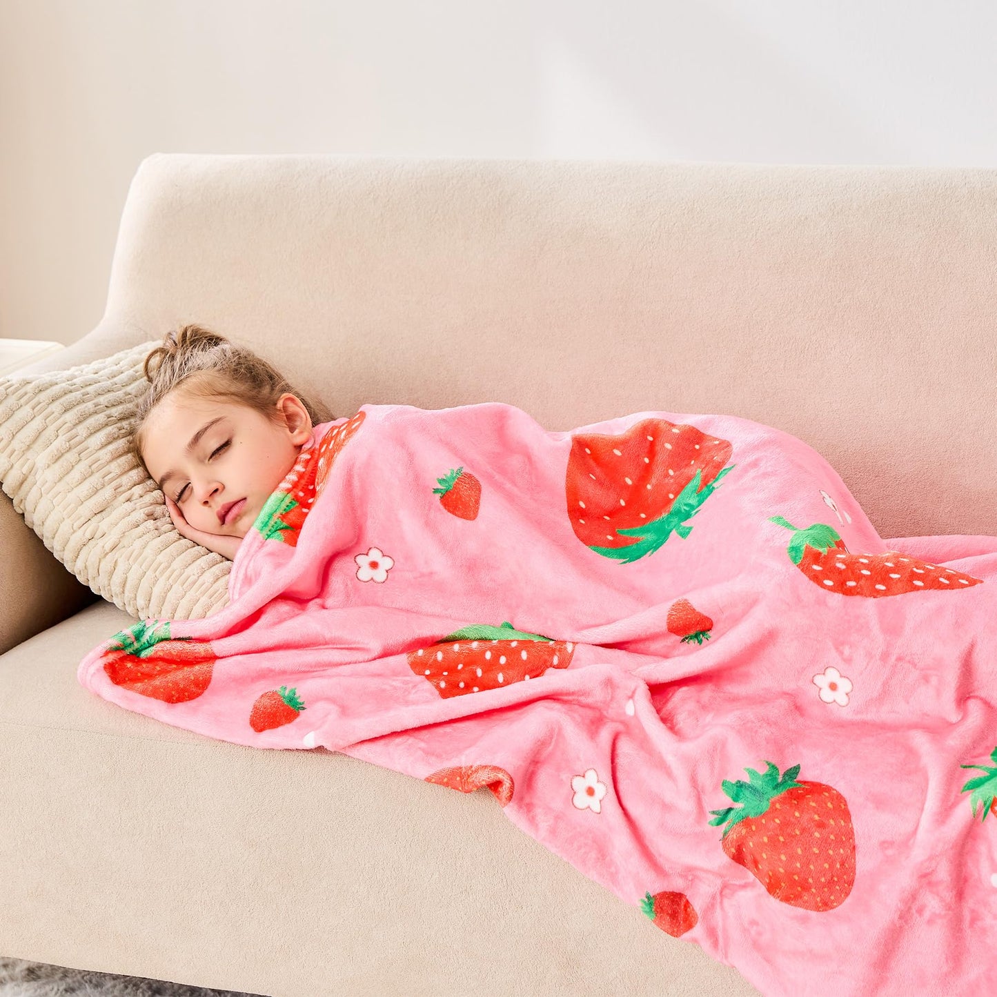 Wajade Unicorn Gifts for Girls - Glow in The Dark Unicorn Blanket Birthday Christmas Decor for Kids Age 3 4 5 6 7 8 9 10 11 12 Years Old Teens Child Toddler Throw Violet 60"x80" BST202