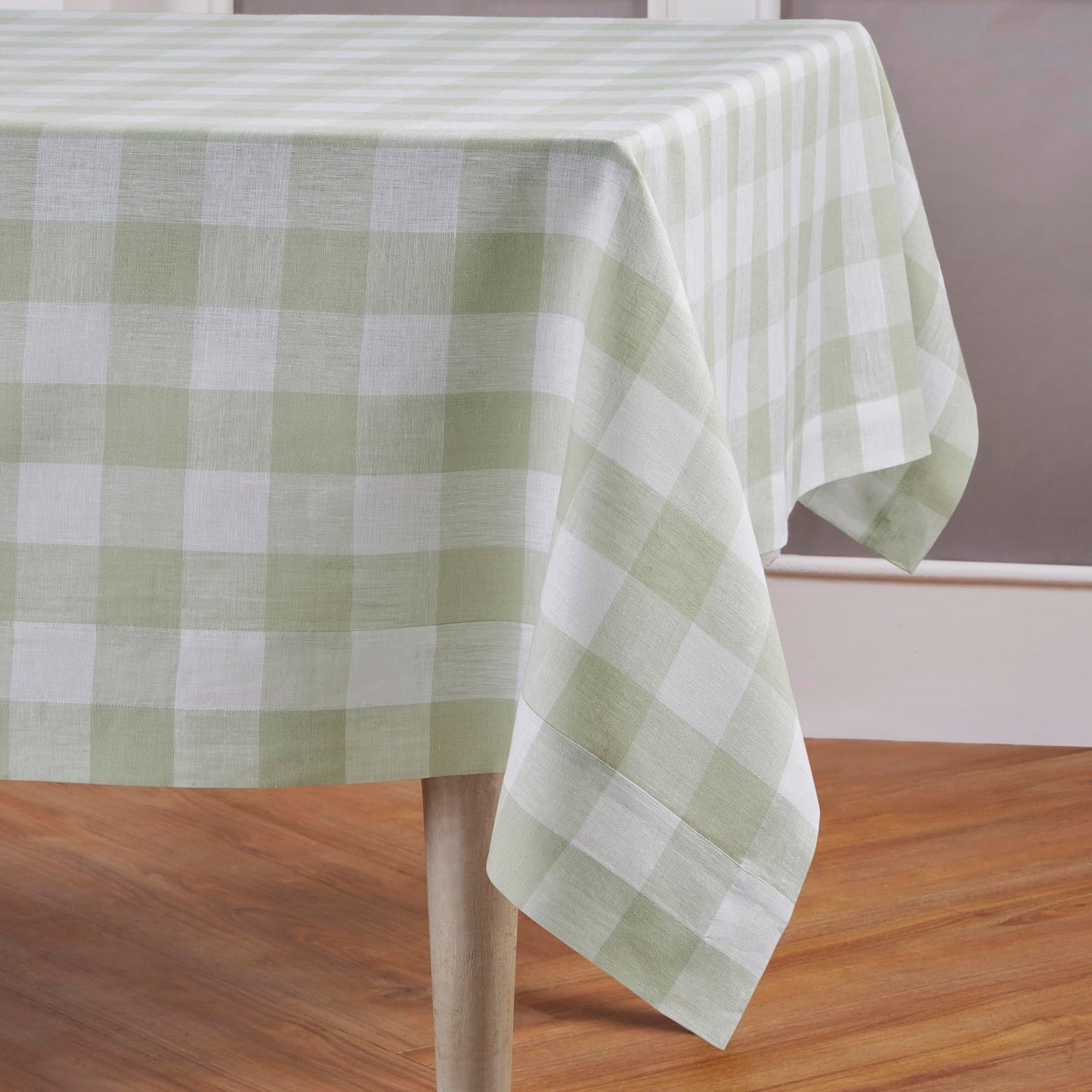 Solino Home 100% Pure Linen Rectangular Tablecloth Pink Check, 60 x 120 in | Buffalo Check Linen Table Cloth for dining and entertaining | buffalo checkered weave | Marshmellow Pink | OEKO-TEX Certified BST326SOLH