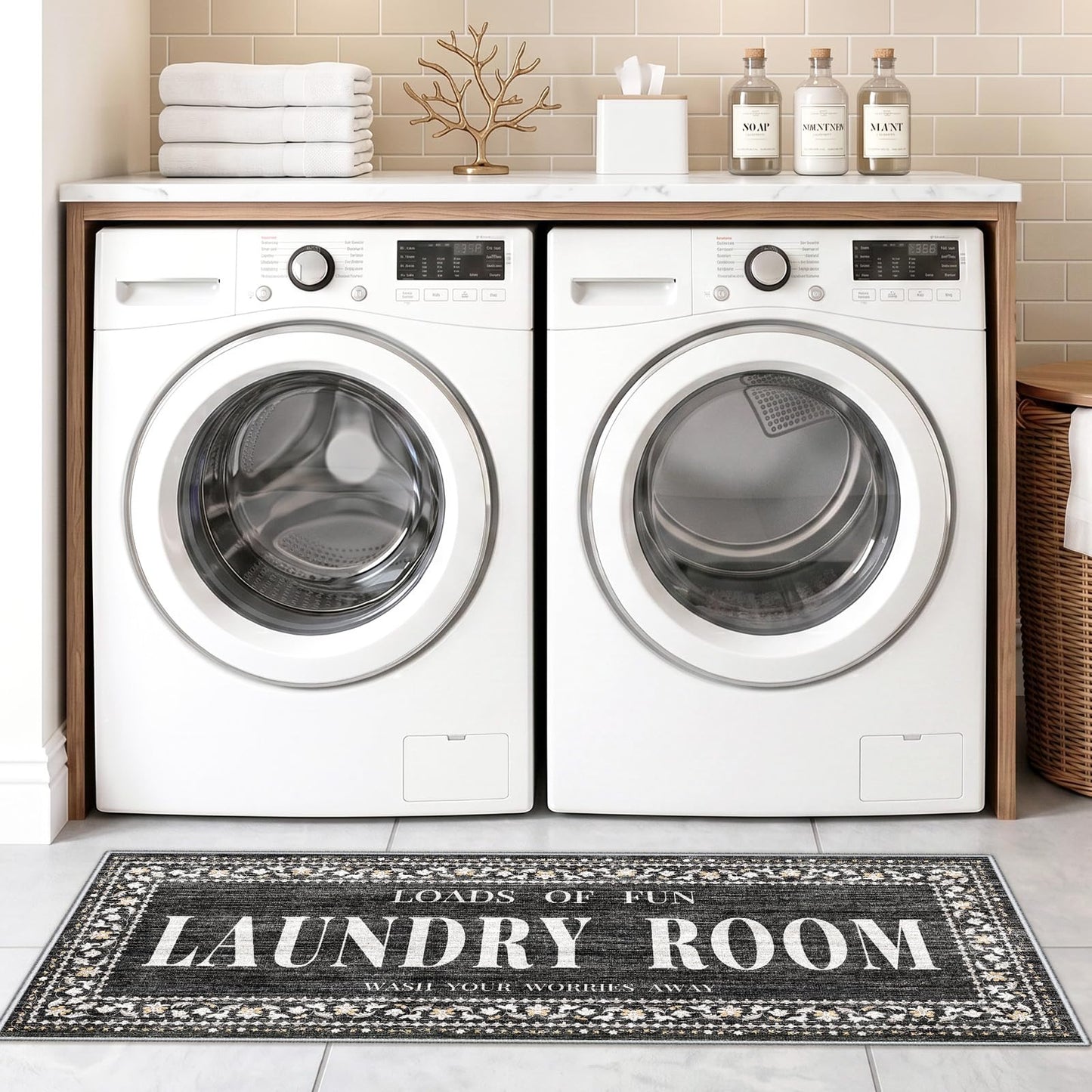TOPRUUG 2x8 Kitchen Runner Rug: Non-Slip Kitchen Rugs Stain Resistant Kitchen Mats for Floor Low-Pile Carpet for Sink Soft Kitchen Runners Non Skid Washable 8 ft Mat Home Decor 2'x8' Beige BST202