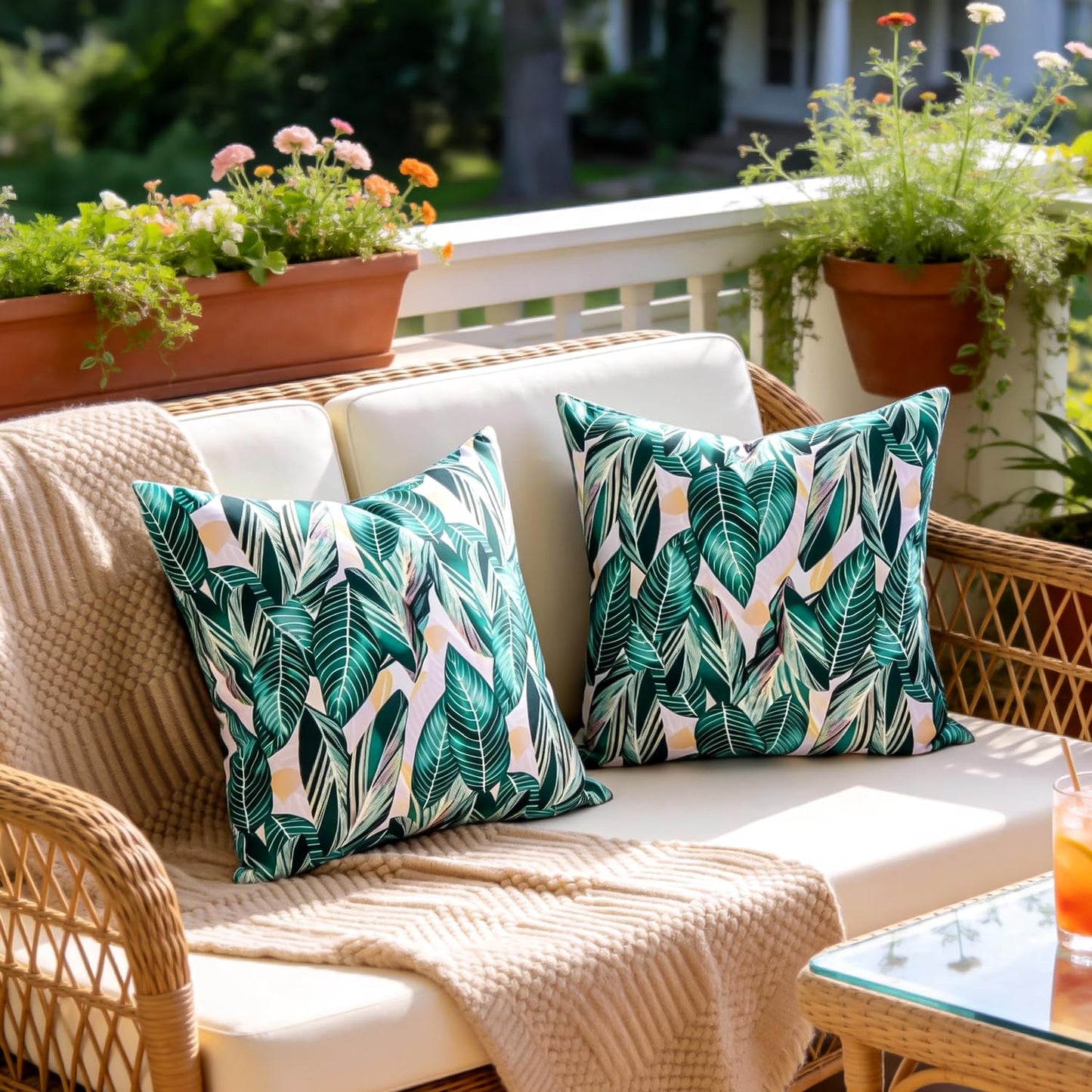 Outdoor Waterproof Pillow Covers Summer Decorative Throw Pillow Covers Tropical Leaf Couch Covers 20x20 Set of 2 Square Outdoor Floral Cushion Cases for Patio Furniture Garden Tent Balcony Bench BST220