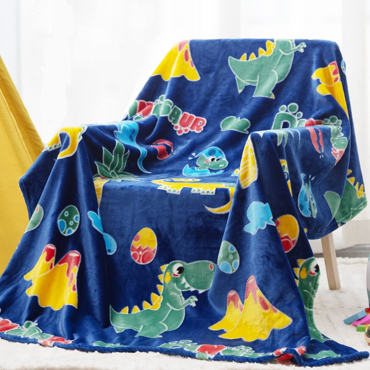 SALIMAH Glow in The Dark Blanket Unicorns Gifts for Girls, Toys for Girls Age 2 3 4 5 6 7 8 9 10 Year Old, Soft Kids Blankets Gifts for Grandkids Teens for Christmas Birthday, 50"x60" BST202