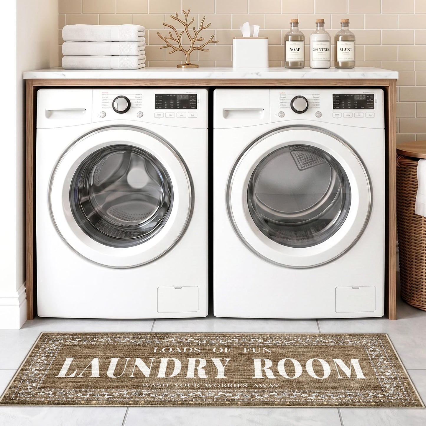 TOPRUUG 2x8 Kitchen Runner Rug: Non-Slip Kitchen Rugs Stain Resistant Kitchen Mats for Floor Low-Pile Carpet for Sink Soft Kitchen Runners Non Skid Washable 8 ft Mat Home Decor 2'x8' Beige BST202
