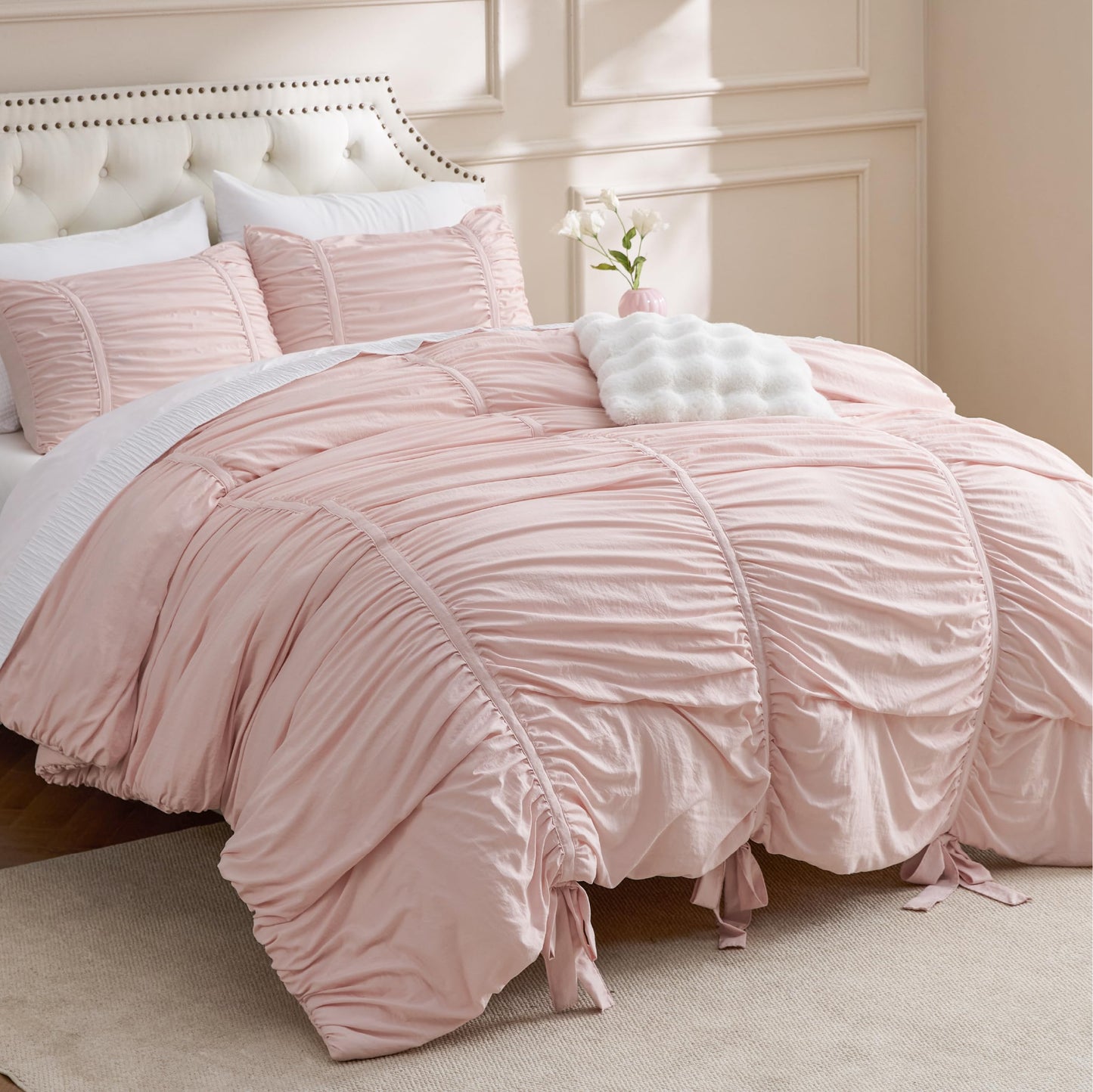 Bedsure Tufted Rose Pink King Comforter Set, GentleSoft™ 3 Pieces Bow Cute Bedding Pink Room Decor, Gifts for Girls Teens Women, All Seasons, 1 Bed Comforter, 2 Pillow Shams, 104x90 Inches DD1210