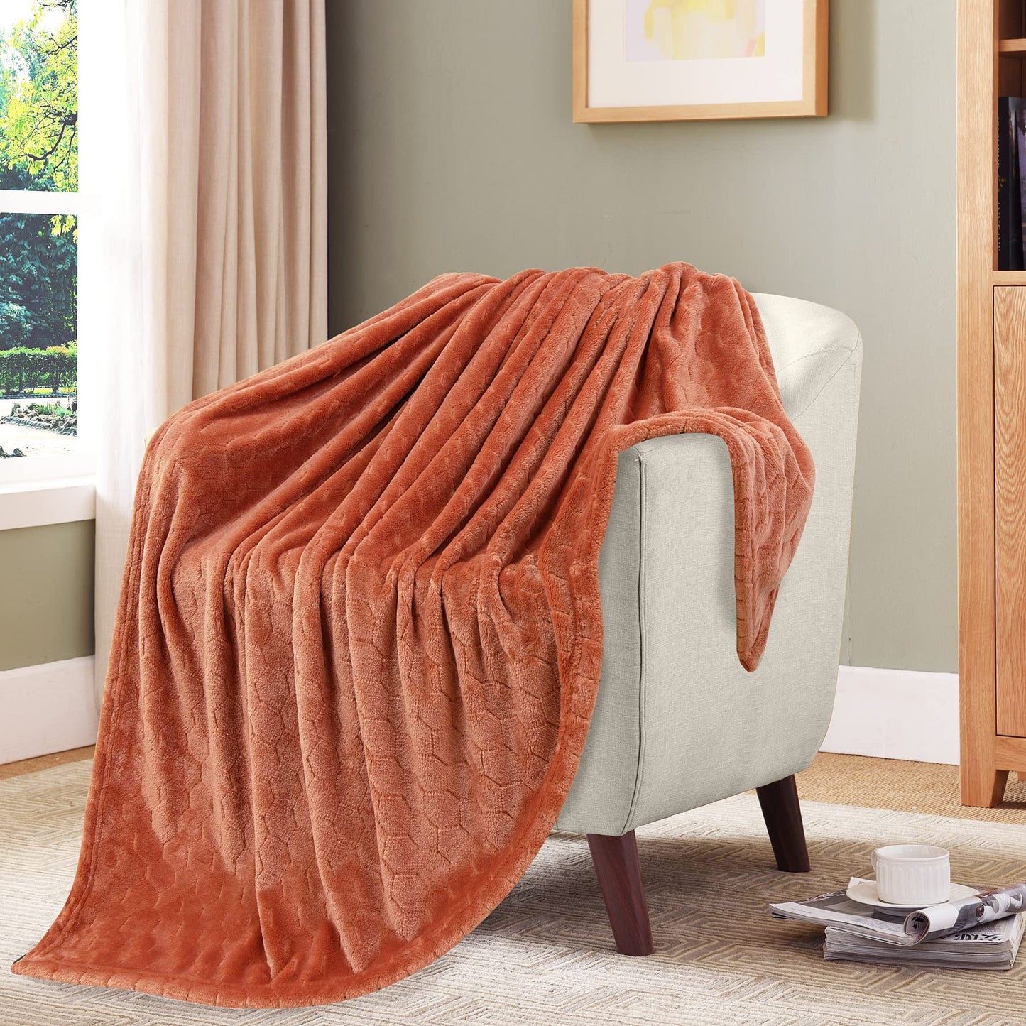 TOONOW Fleece Blanket Super Soft Cozy Throw Blanket 50" x 60", Lightweight Fuzzy Comfy Textured Flannel Blanket Warm Plush Throw Blankets for Couch, Sofa, Bed, Emerald WN420
