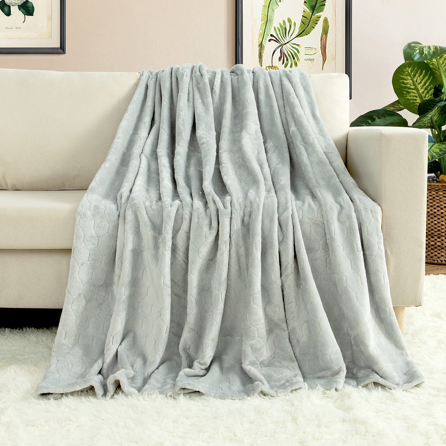 TOONOW Fleece Blanket Super Soft Cozy Throw Blanket 50" x 60", Lightweight Fuzzy Comfy Textured Flannel Blanket Warm Plush Throw Blankets for Couch, Sofa, Bed, Emerald WN420