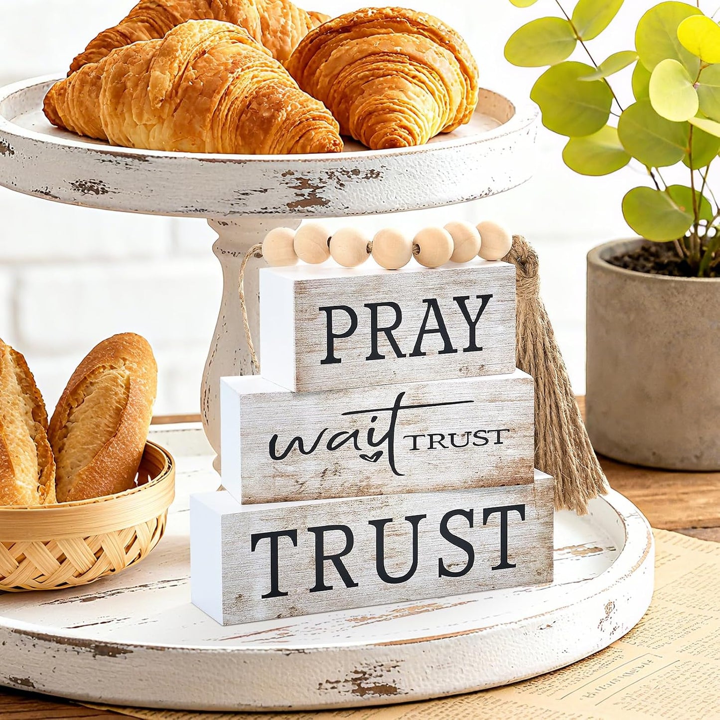 4 Pcs Pray Wait Trust Wooden Blocks Set, Christian Tabletop Decor with Bead Garland, Bible Verse Desk Centerpiece, Farmhouse Religious Wood Signs for Home Shelf, Office, Prayer Space BST220