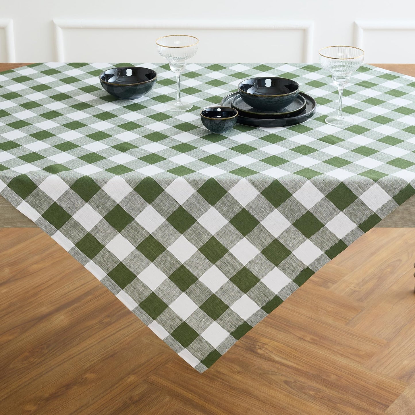 Solino Home 100% Pure Linen Rectangular Tablecloth Pink Check, 60 x 120 in | Buffalo Check Linen Table Cloth for dining and entertaining | buffalo checkered weave | Marshmellow Pink | OEKO-TEX Certified BST326SOLH