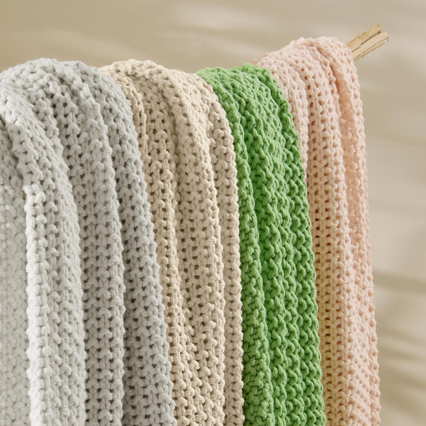 BEDELITE Chunky Cable Knit Throw Blanket, Acrylic Chunky Knitted Blankets N31