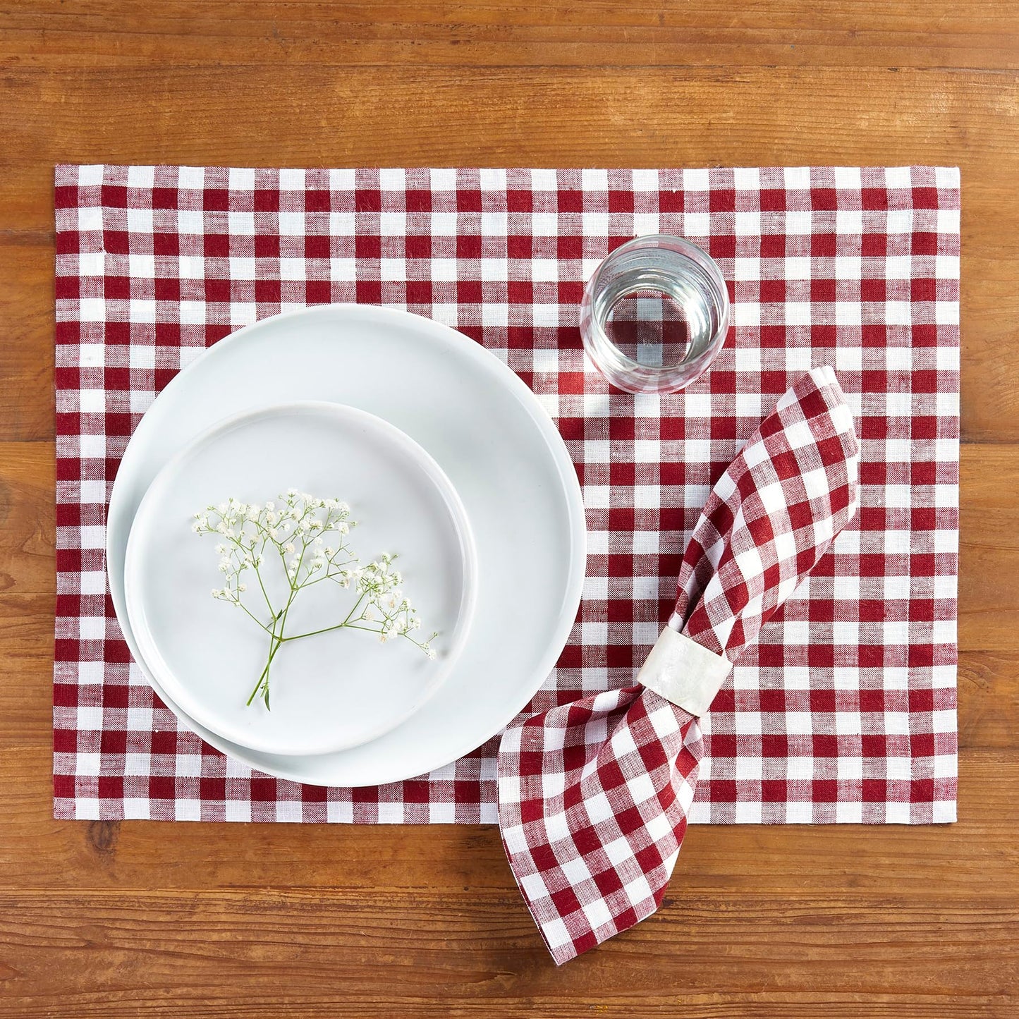 Solino Home 100% Linen Napkins Hydrangea Blue Check, 20 x 20 in, Set of 4 | Gingham Check Cloth Napkins for everyday meals, hosting and gifting; gingham checkered weave; Pure Linen; OEKO-TEX Certified BST326SOLH
