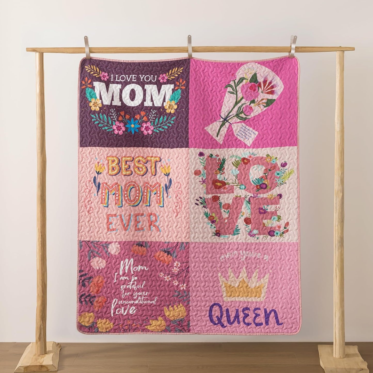 Soul & Lane - Best Mom Ever Quilted Throw Blanket, 50x60 | Cozy Mommy Lap Quilt from Son, Daughter or Kids, Warm I Love You Mom Blanket, Sweet Birthday Present Idea for Mothers WN420