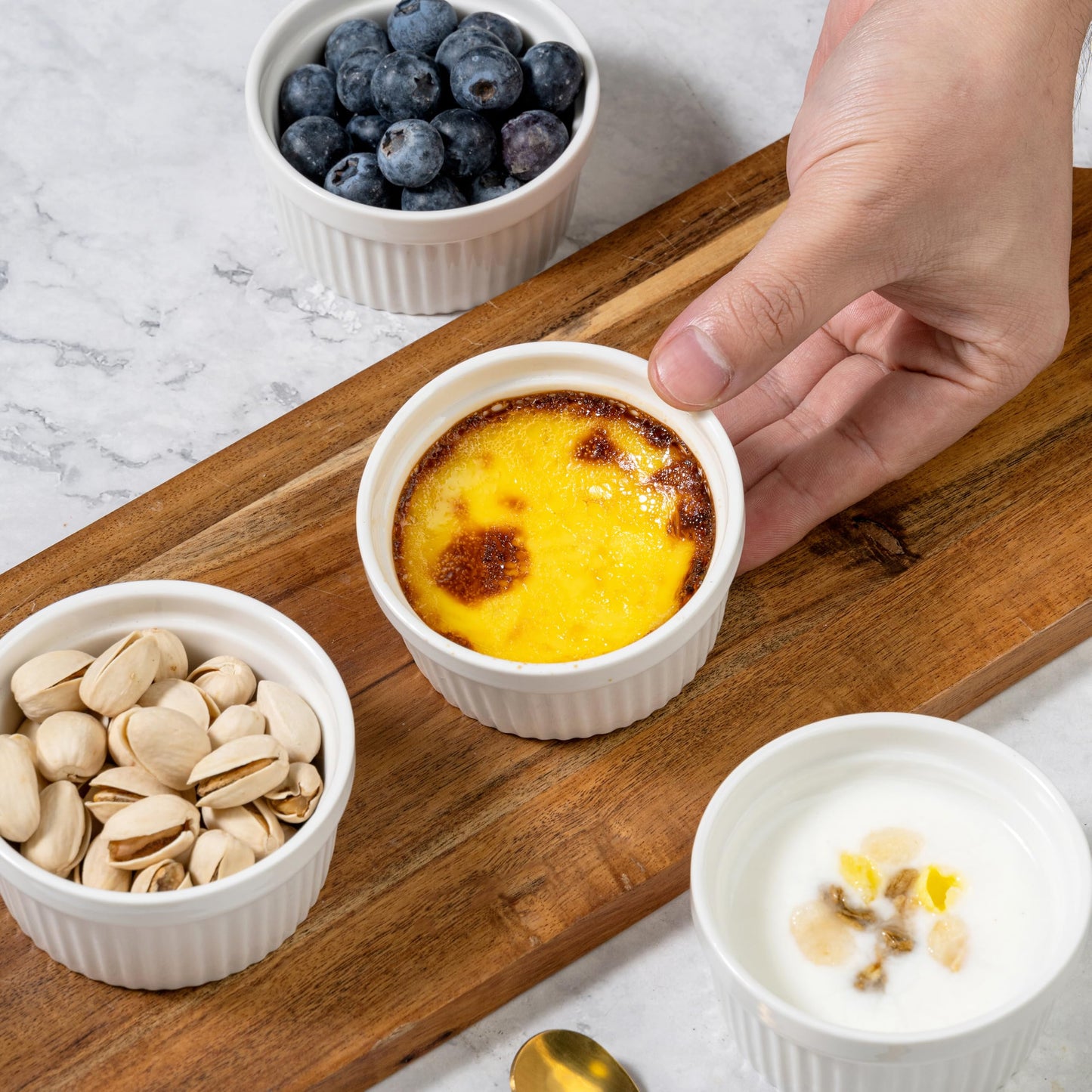4oz Ramekins Set of 4,Creme Brulee Ramekins Oven Safe,Ceramic Custard Cups Ramiken for Baking,Souffle Ramekin Bowls for Pudding Ice Cream,Blue BST220