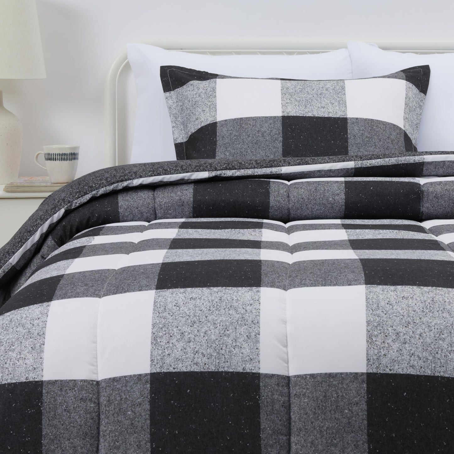 Amazon Basics Comforter Blanket, Reversible, Lightweight Microfiber, Machine Washable, All Season, Full/Queen, Black/Grey