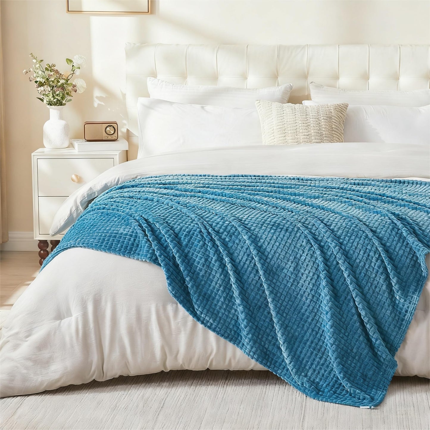 EMME Fleece Blanket, 3D Jacquard Throw Blanket for Couch and Bed, Soft Cozy and Fluffy Blankets Lightweight Luxury Flannel with Waffle Design (Navy Blue, 50" x 60") BST202