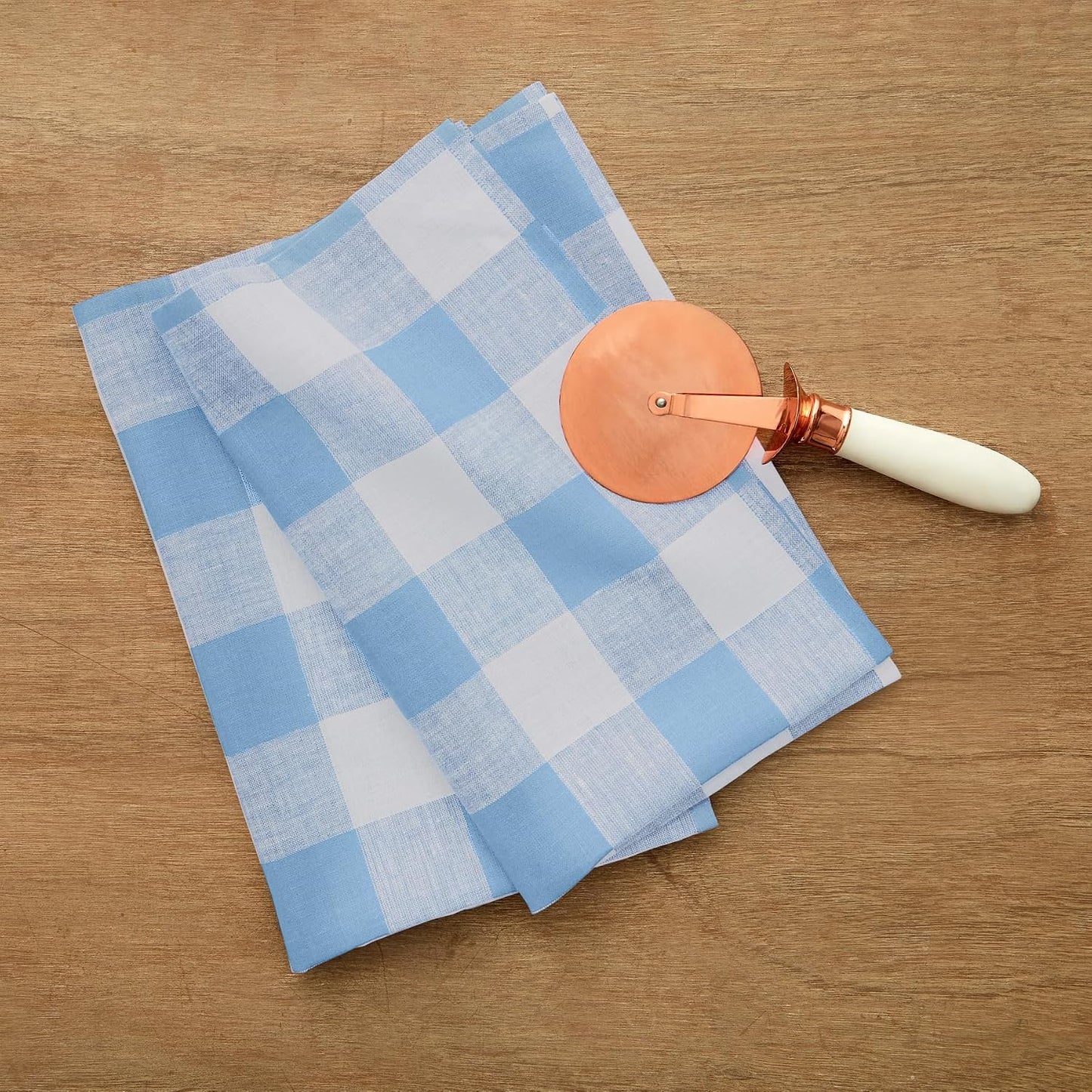 Solino Home 100% Linen Tea Towels Blue Bell Check, 16.5 x 26.5 in, Set of 2 | Buffalo Check Tea Towels absorbent and quick drying; buffalo checkered weave, mitered corners; Pure Linen; OEKO-TEX Certified BST326SOLH
