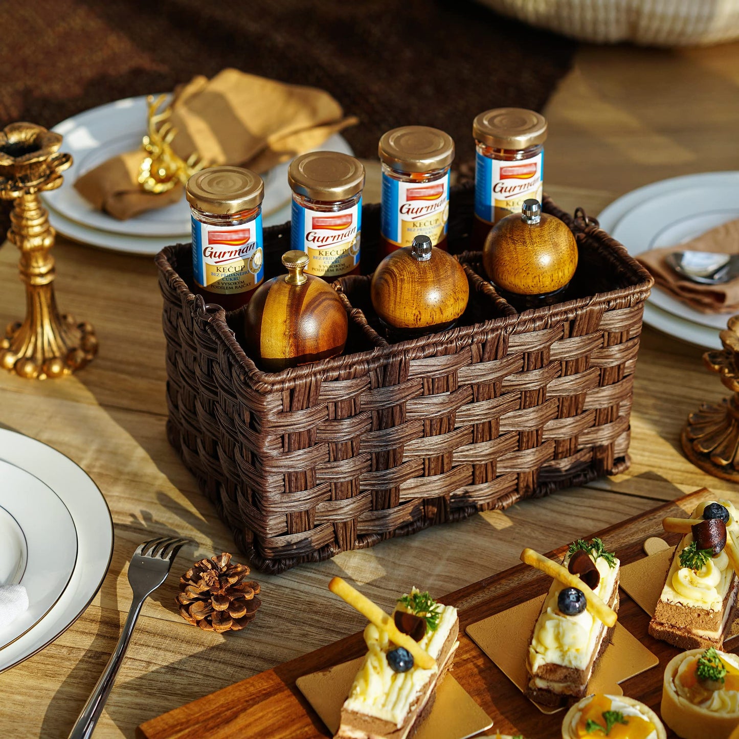 GRANNY SAYS Wicker Utensil Caddy - Picnic Basket with Handle, Organizer for Kitchen Table or Cabinet, Silverware Holder for Parties BST220