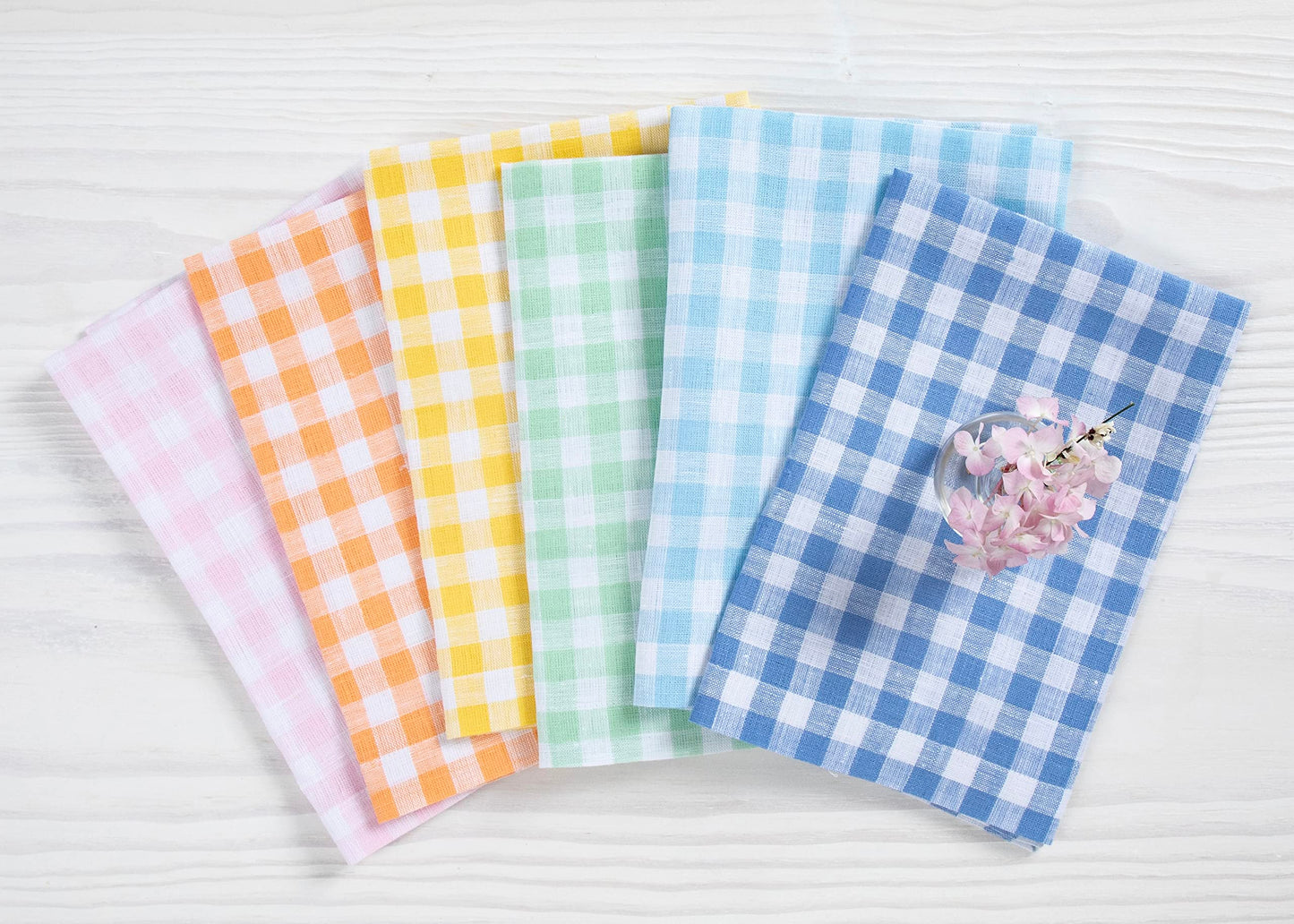 Solino Home 100% Linen Napkins Hydrangea Blue Check, 20 x 20 in, Set of 4 | Gingham Check Cloth Napkins for everyday meals, hosting and gifting; gingham checkered weave; Pure Linen; OEKO-TEX Certified BST326SOLH