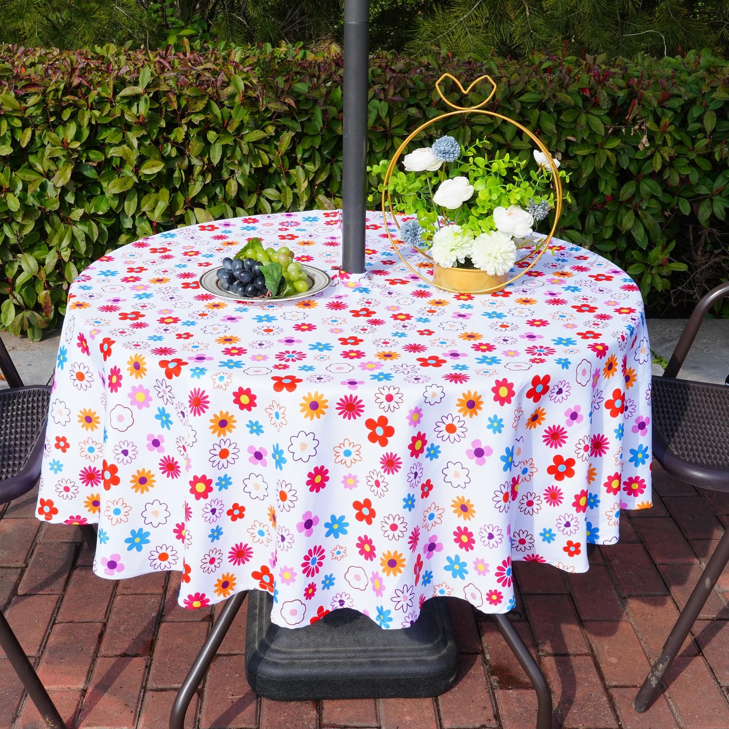 Eternal Beauty 52” Round Tablecloth Waterproof Outdoor Tablecloth with Umbrella Hole Zipper for Spring Summer Patio Picnic Tables (Tropical Palm Leaf) BST326H