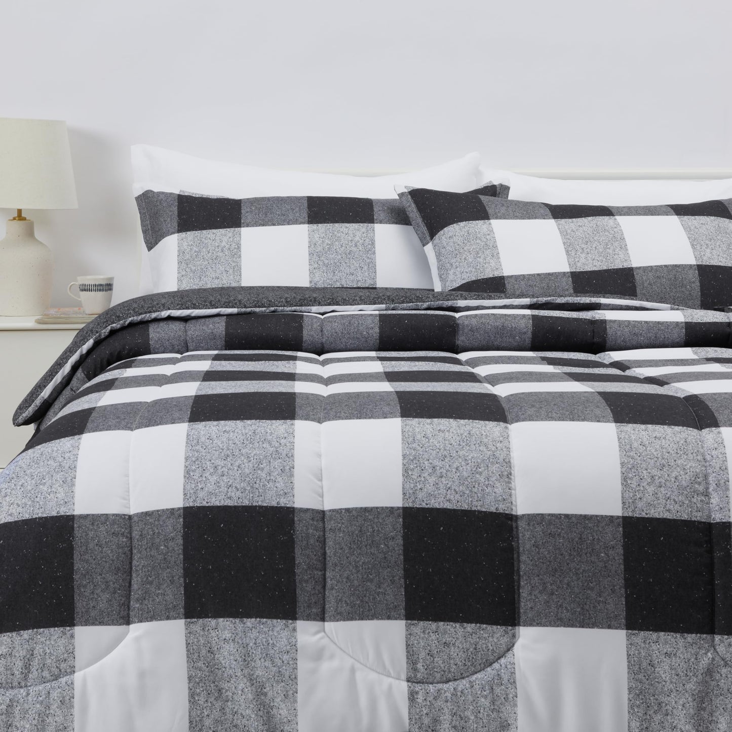 Amazon Basics Comforter Blanket, Reversible, Lightweight Microfiber, Machine Washable, All Season, Full/Queen, Black/Grey