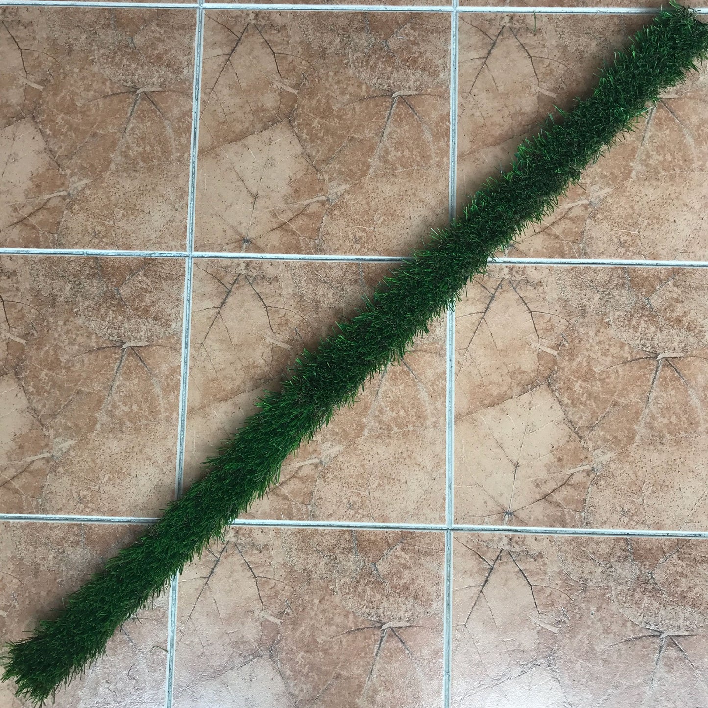 KuGuo Artificial Grass Decoration Strip Indoor/Outdoor DIY Fake Grass (Autumn, Width 2in x Length 11ft) BST220