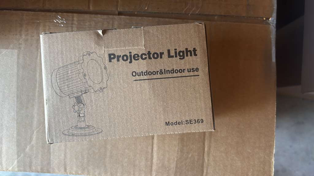 Projector Light Outdoor And Indoor Use Model: SE369 36