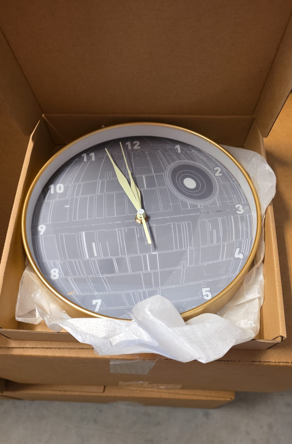 KING LIVE Star Wars Death Star Wall Clock 90