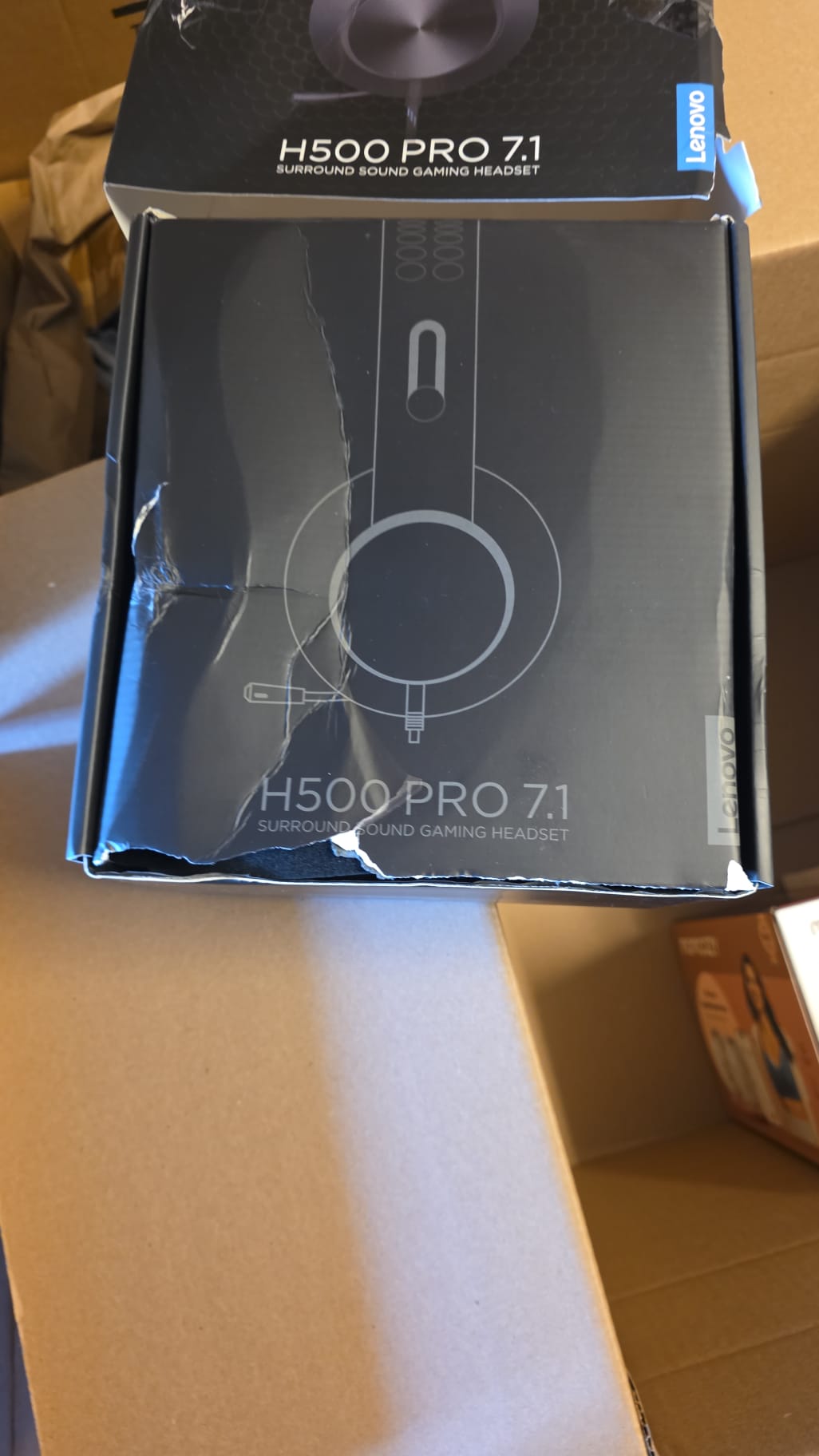 Lenovo Legion H500 PRO 7.1 Surround Sound Gaming Headset 42