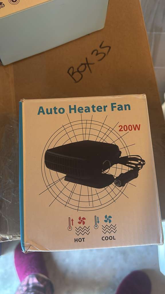 12V 200W Black Portable Electric Car Heater and Defroster 36