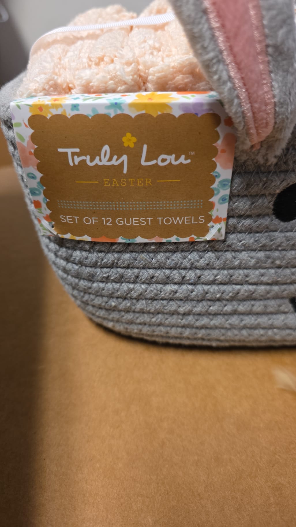 Truly Lou Easter Set of 12 Guest Towels 90